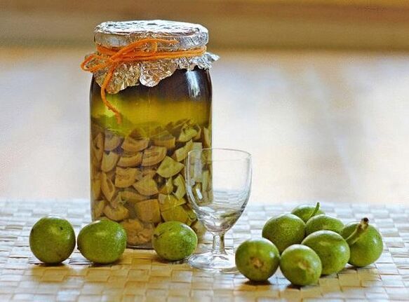 infusion de noix vertes contre les parasites